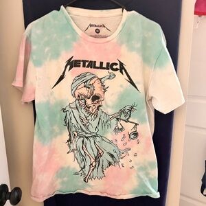 pink and blue metallica shirt
